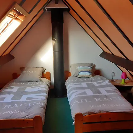 펜션 6 Pers With Warm Swimming Pool Access 데한