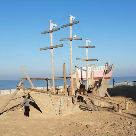 6 Pers With Warm Swimming Pool Access * 데한