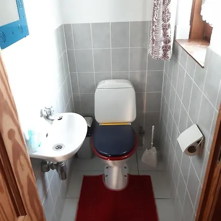 펜션 6 Pers With Warm Swimming Pool Access 데한