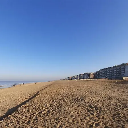 6 Pers With Warm Swimming Pool Access 펜션