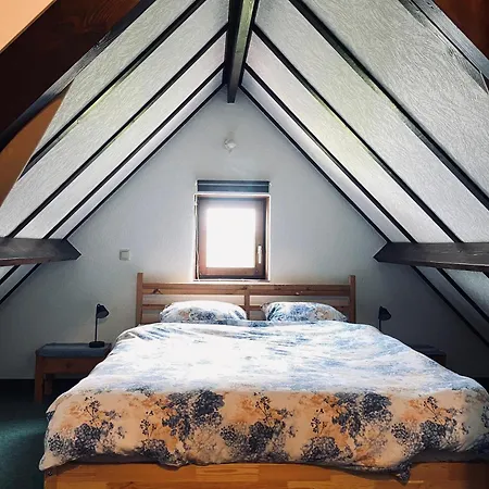 6 Pers With Warm Swimming Pool Access 데한