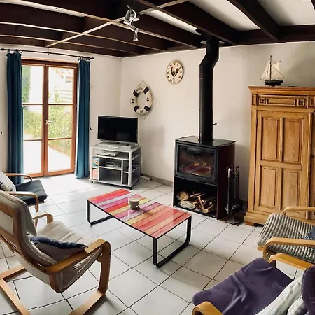 Holiday home 6 Pers With Warm Swimming Pool Access